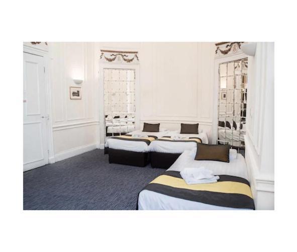 Rose Court Hotel London